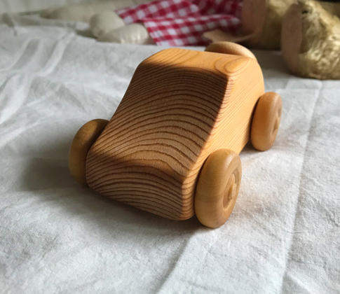 『0歳〜（新生児・乳児）』の『車』のおもちゃの参考画像（４）