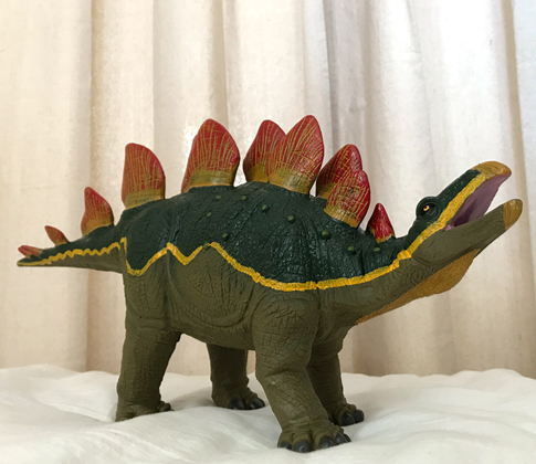 『ステゴサウルス』のおもちゃ・ぬいぐるみ・フィギュアの参考画像（８）