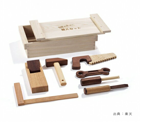 木製の『工具・大工さんごっこ』のおもちゃの参考画像（５）