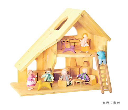 木製の『ドールハウス』おもちゃの参考画像（３）