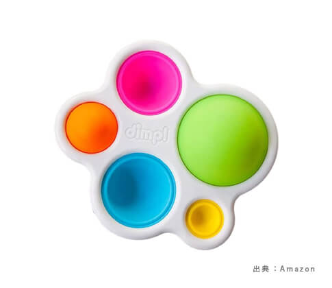 プラスチック製の『押しボタン・スイッチ・コンセント』おもちゃの参考画像（３）