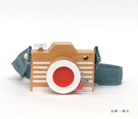 木製の『カメラ』おもちゃの参考画像（３）