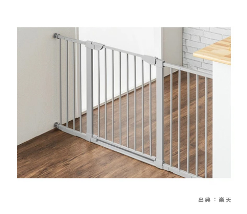 『金属製ベビーゲート』の参考画像（２）