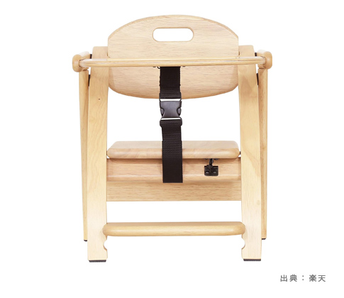 足置きを調整できるアーチⅢの例